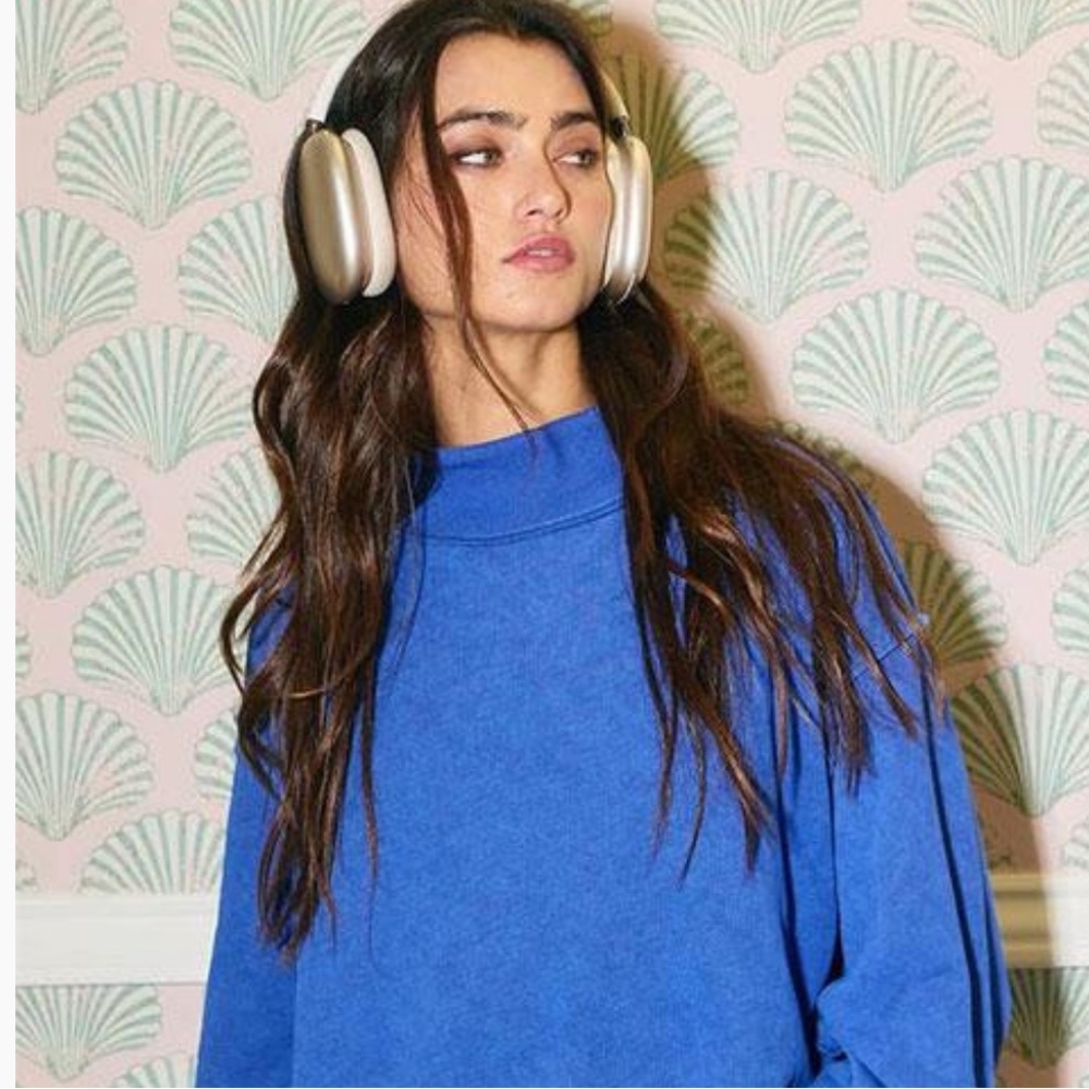 BUCKETLIST Blue Women's Sweater
